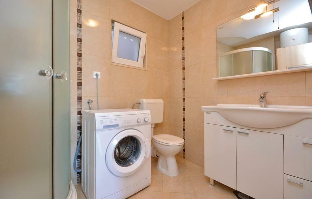 Studio Apartman โปดสตรานา ภายนอก รูปภาพ